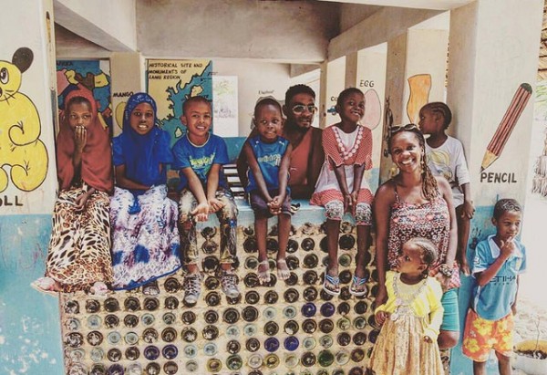 Away to Africa - Kenya Tou Ecofriendly School in Lamu